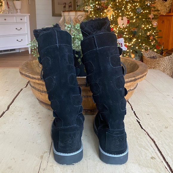 Aussie Merino Tasman Suede Tall Snow Boots - Size 4 - Black - Picture 4 of 9